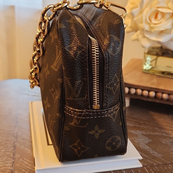 LOUIS VUITTON Trousse 28 Monogram Vintage Bag - Picture 3 of 13